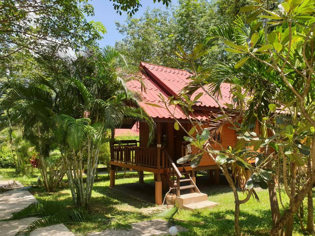 Najjamee Bungalows Ko Yao Noi Exterior photo