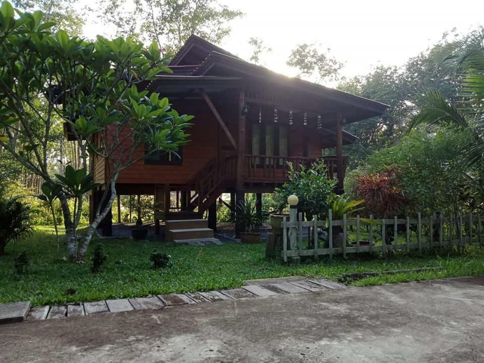 Najjamee Bungalows Ko Yao Noi Exterior photo